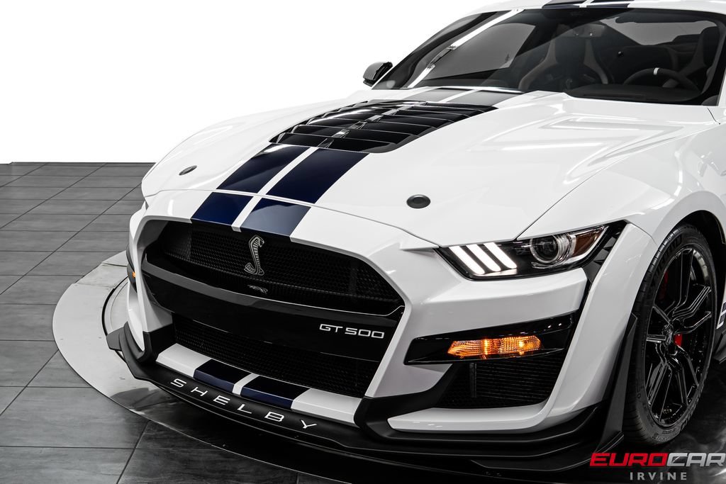 Used 2022 Ford Mustang Shelby GT500 w/ Technology Package RWD image 14