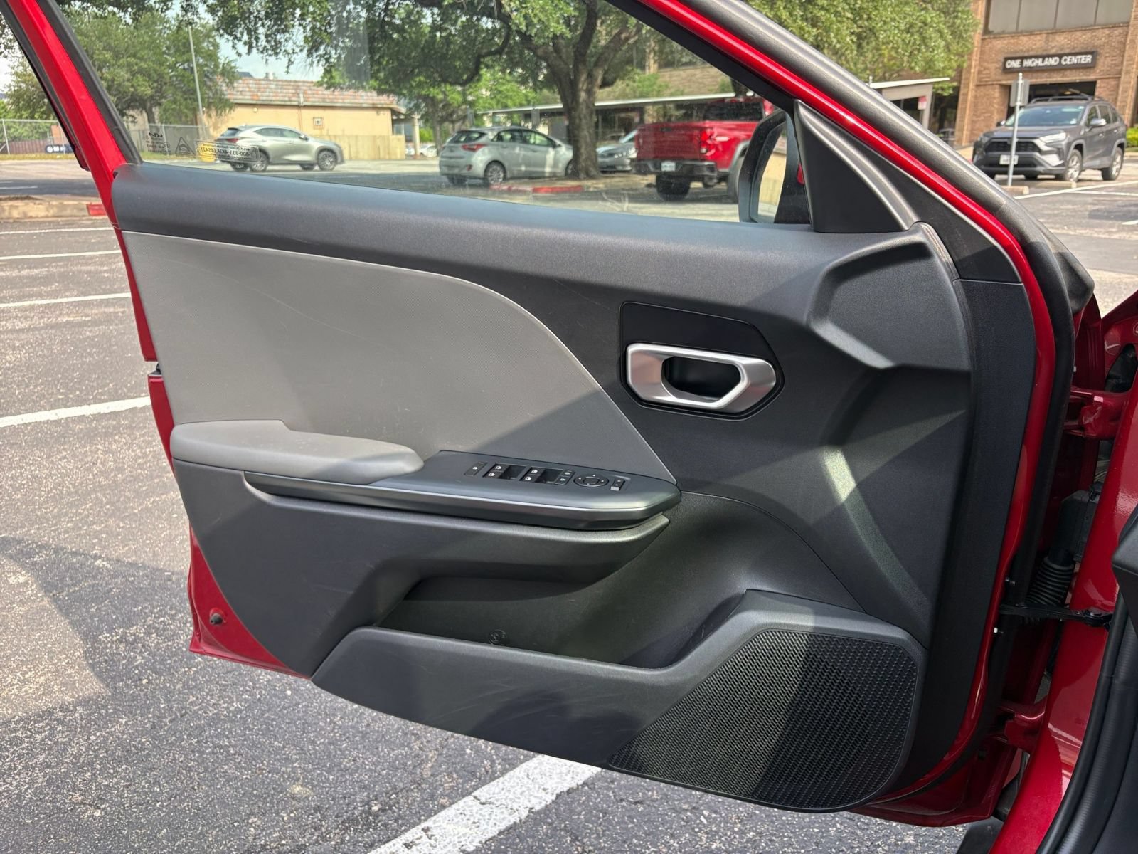 Used 2025 Kia K4 FWD image 18