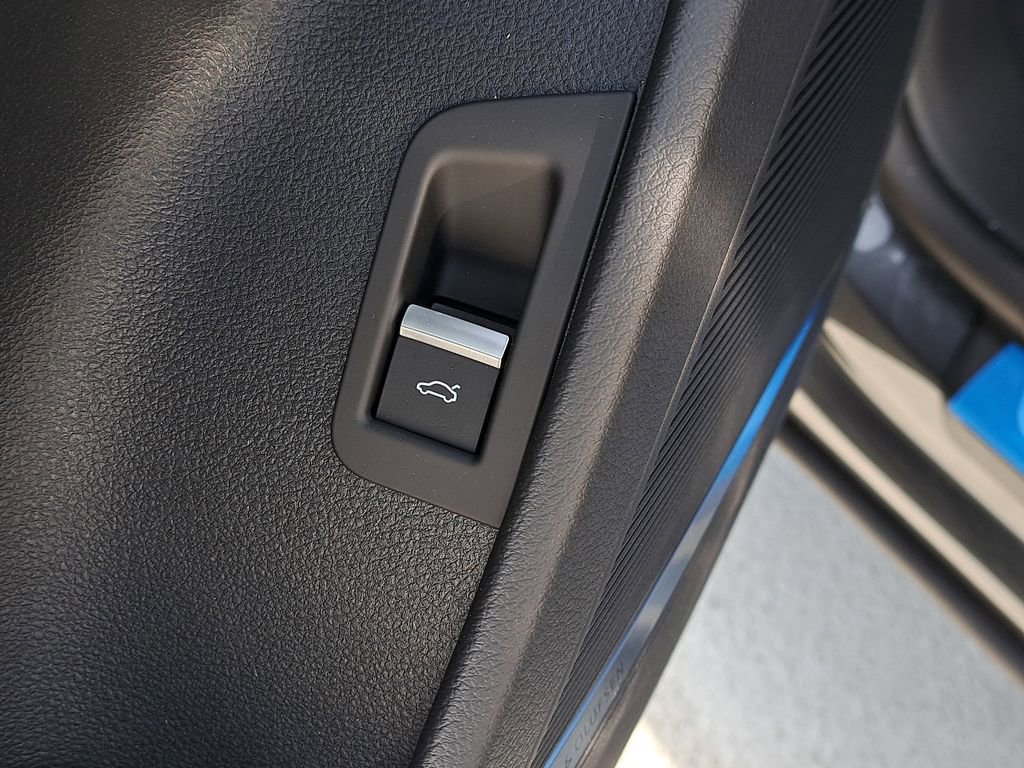 New 2026 Audi Q8 Premium Plus image 21