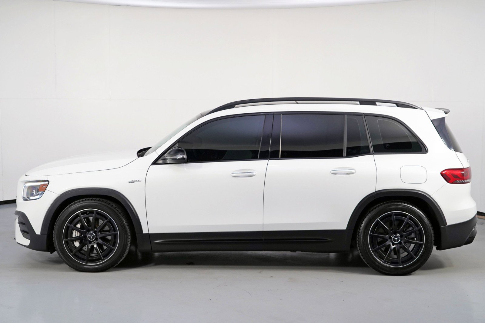 Used 2021 Mercedes-Benz GLB 35 AMG 4MATIC image 50