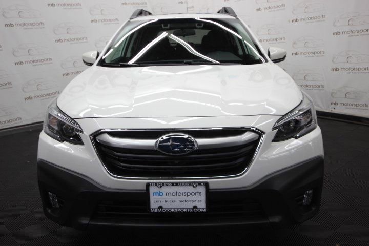 Used 2022 Subaru Outback Limited AWD/4WD image 9