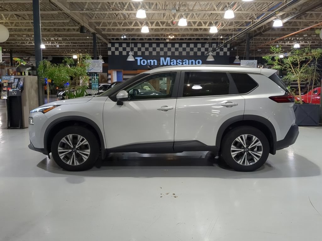 Used 2023 Nissan Rogue SV w/ SV Premium B Package AWD/4WD image 11