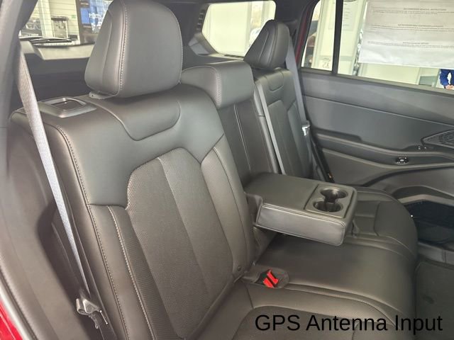 New 2026 Jeep Cherokee Overland w/ Advanced Pro Tech Group AWD/4WD image 26