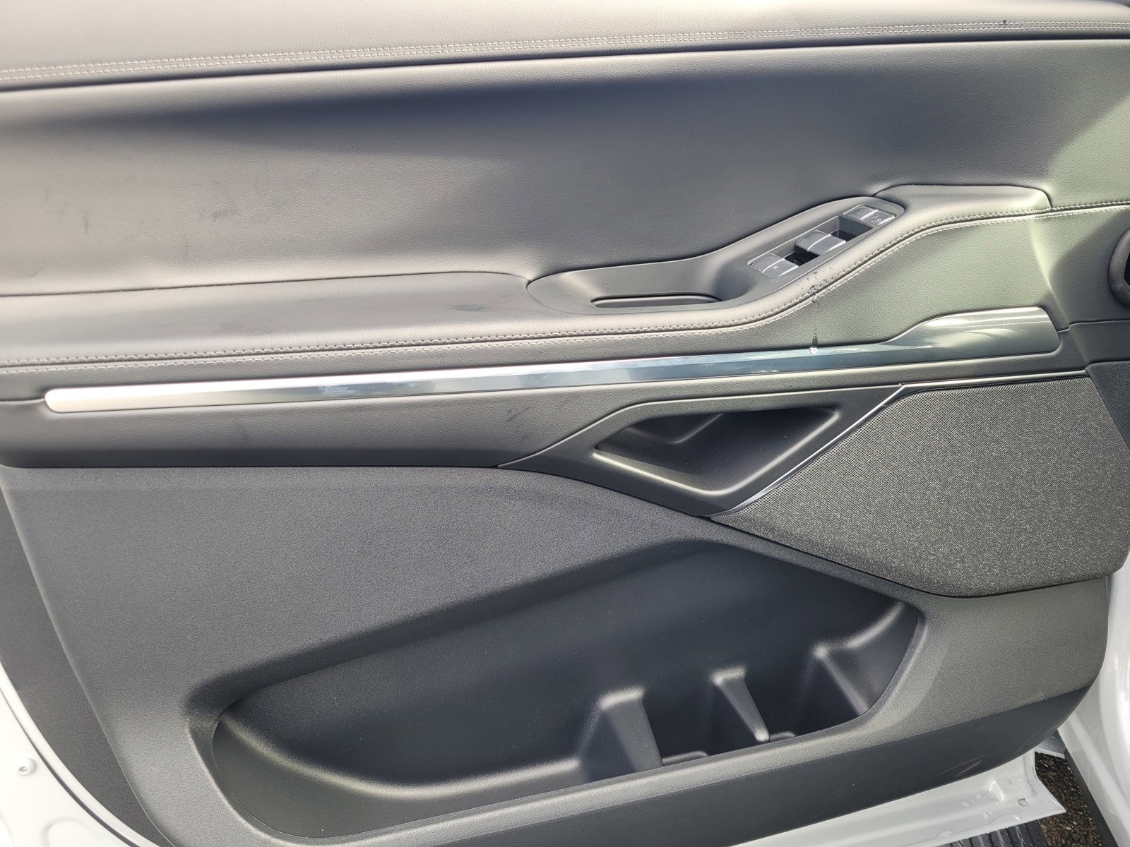 New 2025 Lincoln Navigator Reserve w/ Jet Appearance Package image 10