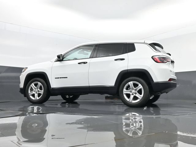 Used 2023 Jeep Compass Sport AWD/4WD image 22