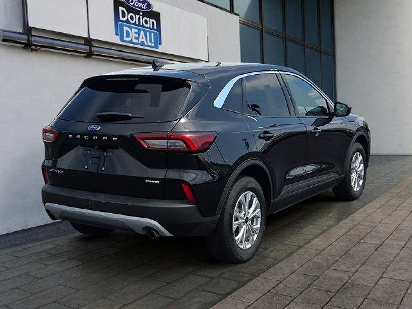 Certified 2023 Ford Escape Active AWD/4WD image 3