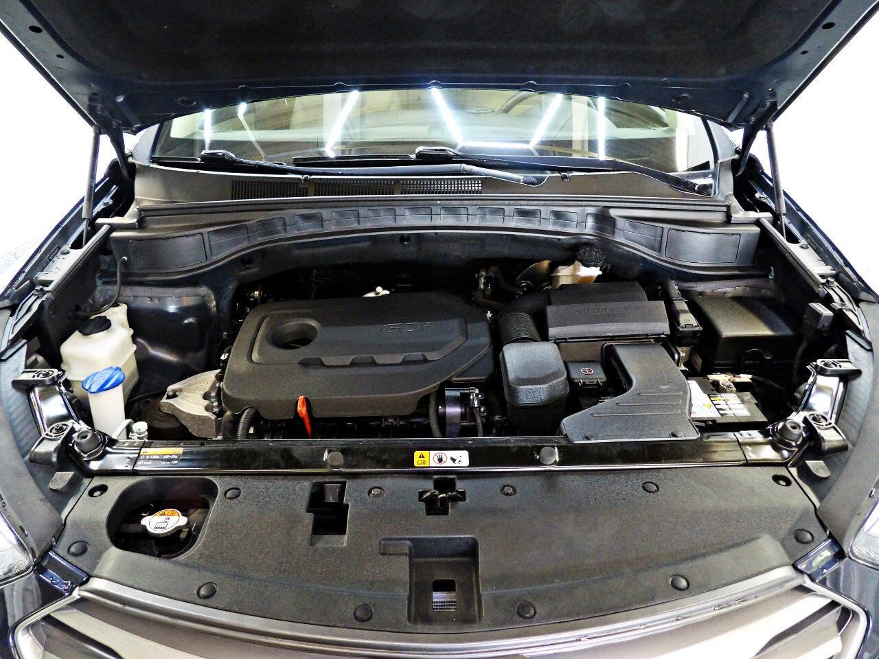 Used 2017 Hyundai Santa Fe Sport AWD/4WD image 4