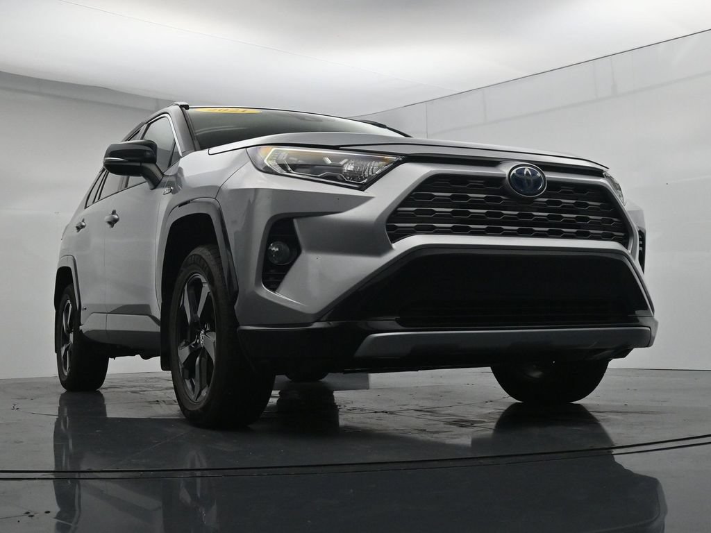 Used 2021 Toyota RAV4 XSE AWD/4WD image 33