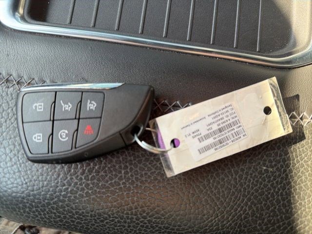 Used 2021 GMC Yukon Denali w/ Denali Premium Package image 32