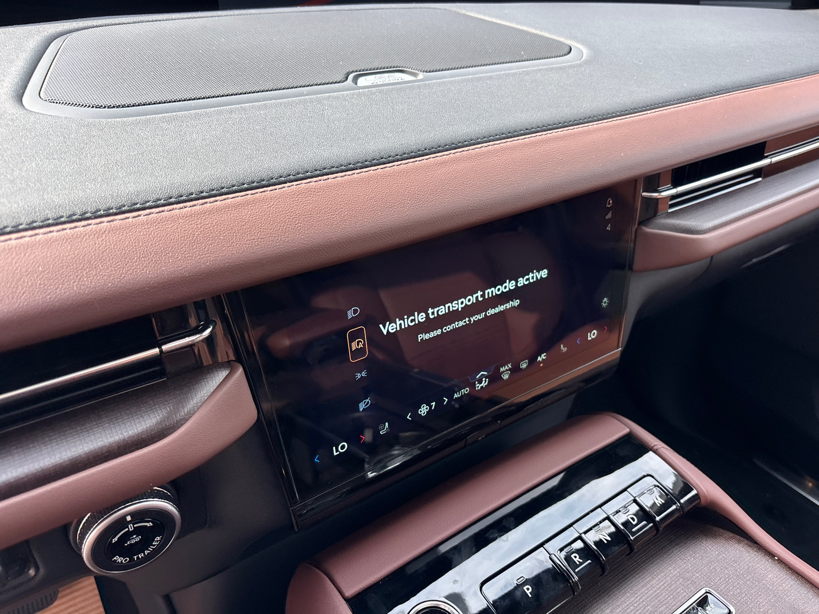 New 2026 Lincoln Navigator Reserve AWD/4WD image 21