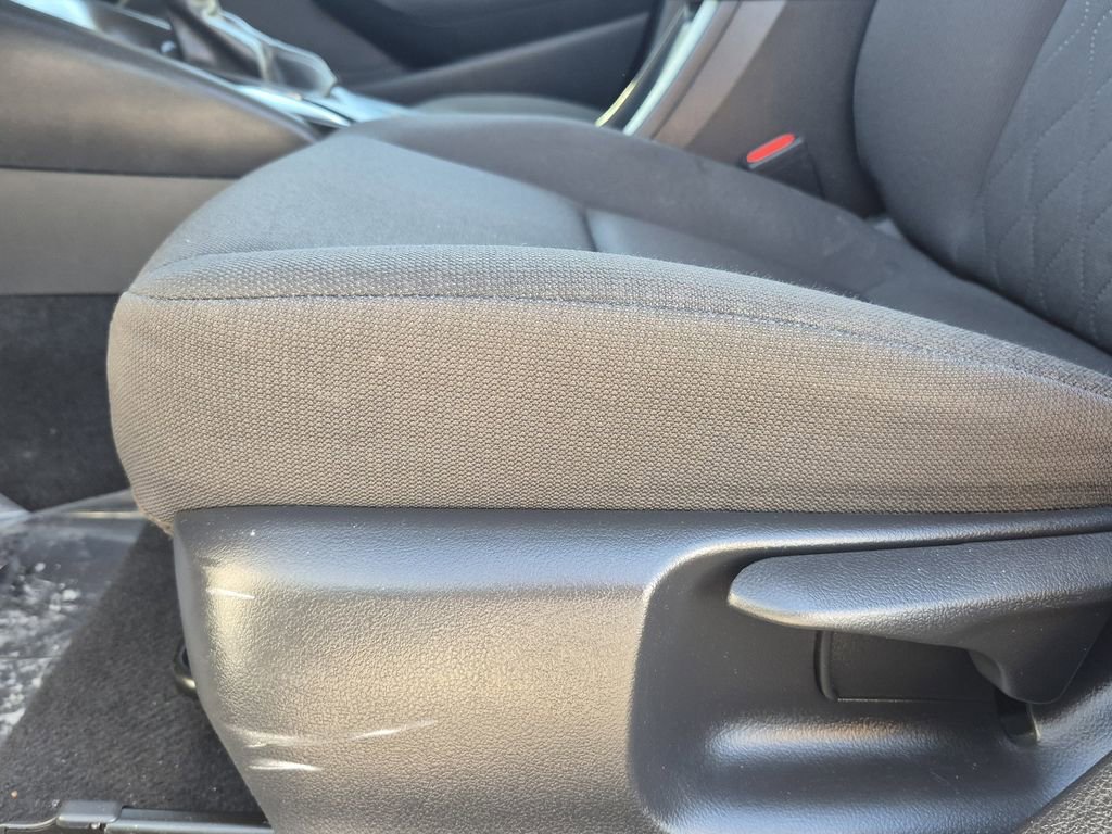 Used 2024 Toyota Corolla LE image 12