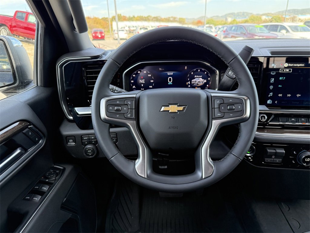 New 2026 Chevrolet Silverado 1500 LT w/ Z71 Off-Road Package image 14