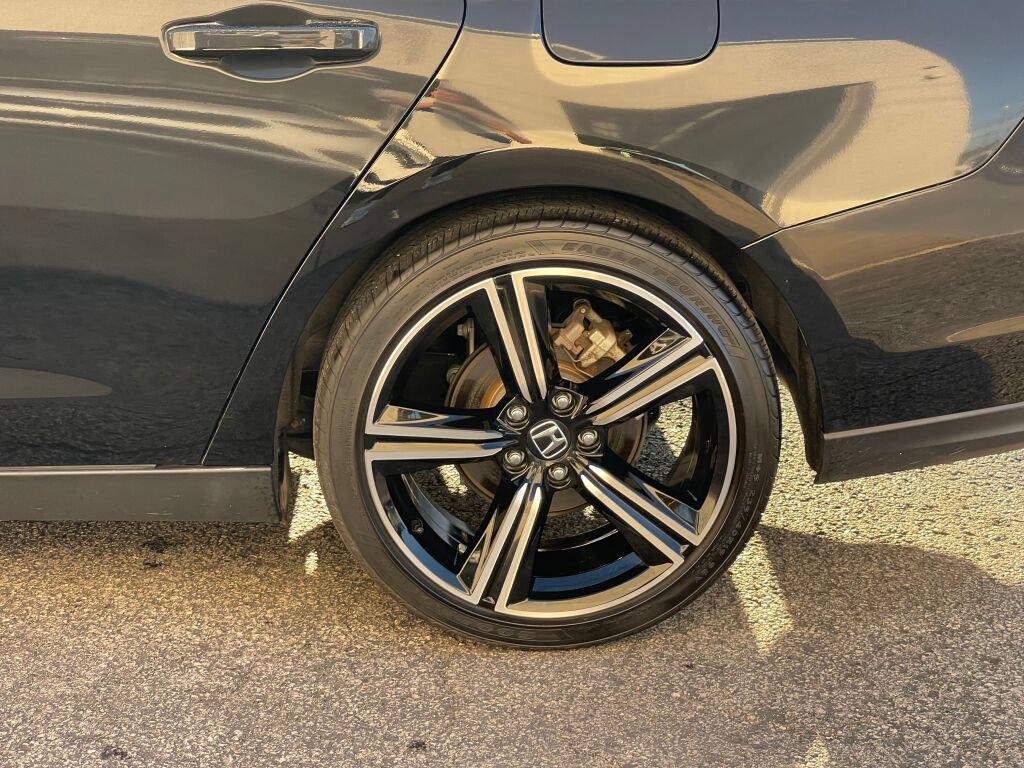 Used 2024 Honda Accord Sport image 37