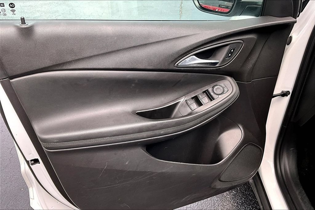 Used 2025 Buick Encore GX Preferred FWD image 20