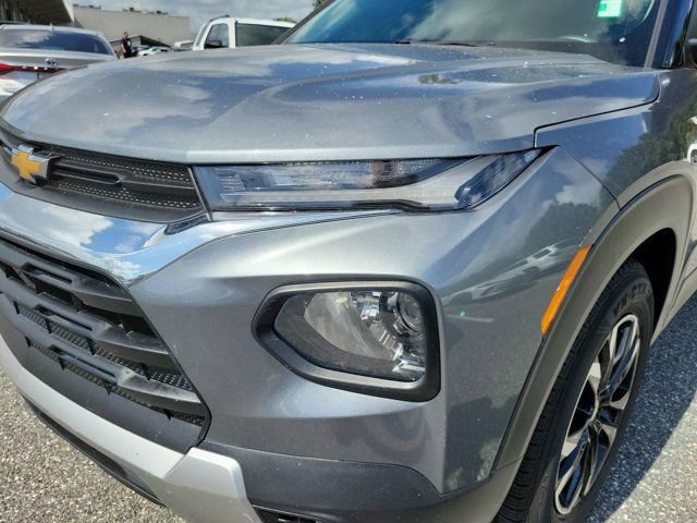 Used 2021 Chevrolet TrailBlazer LT w/ Convenience Package FWD image 16
