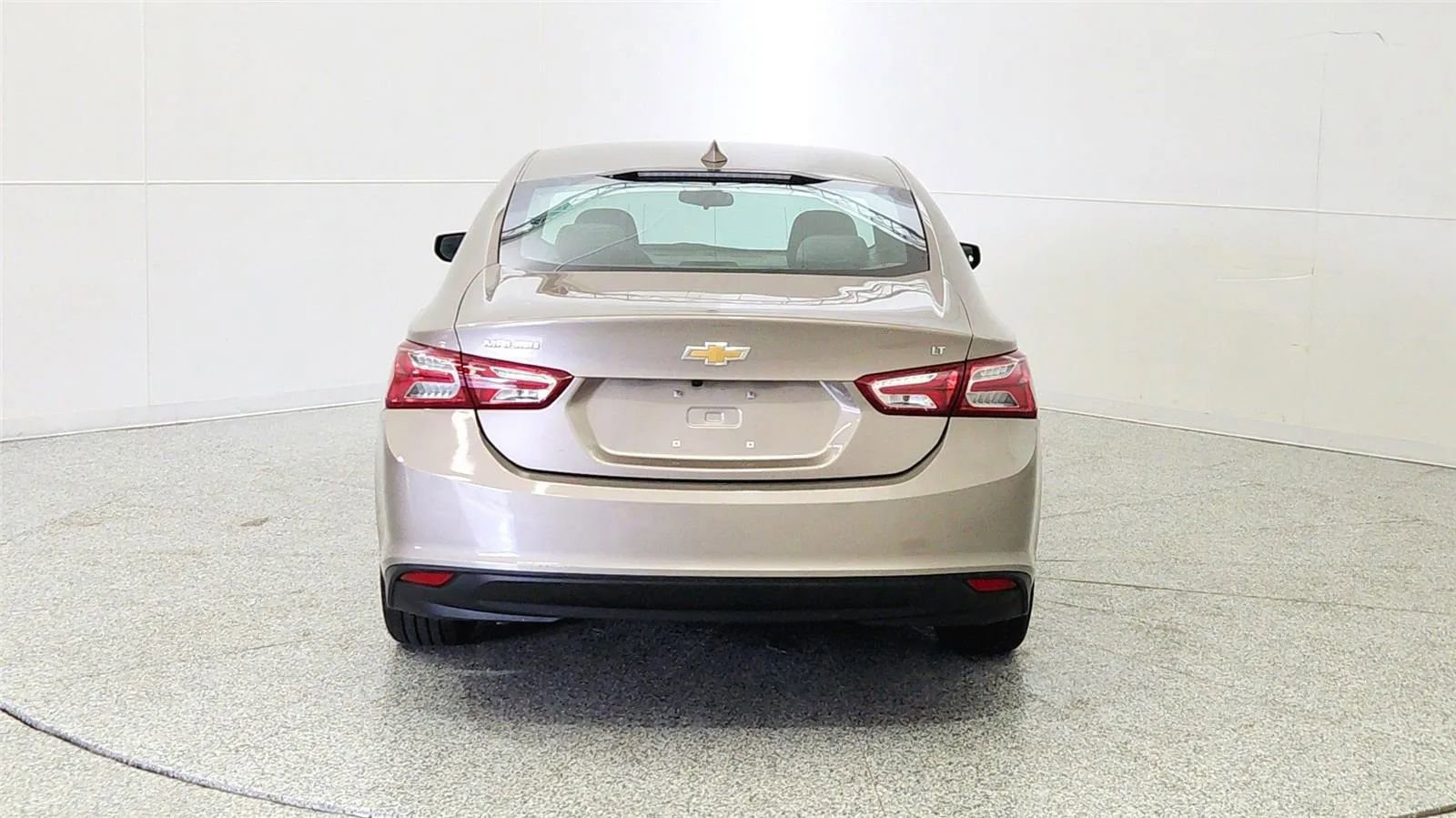 Used 2022 Chevrolet Malibu LT image 6