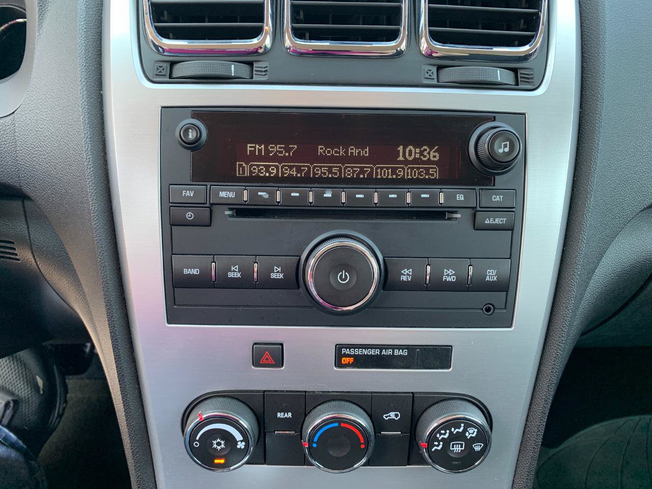 Used 2009 GMC Acadia SLE FWD image 20