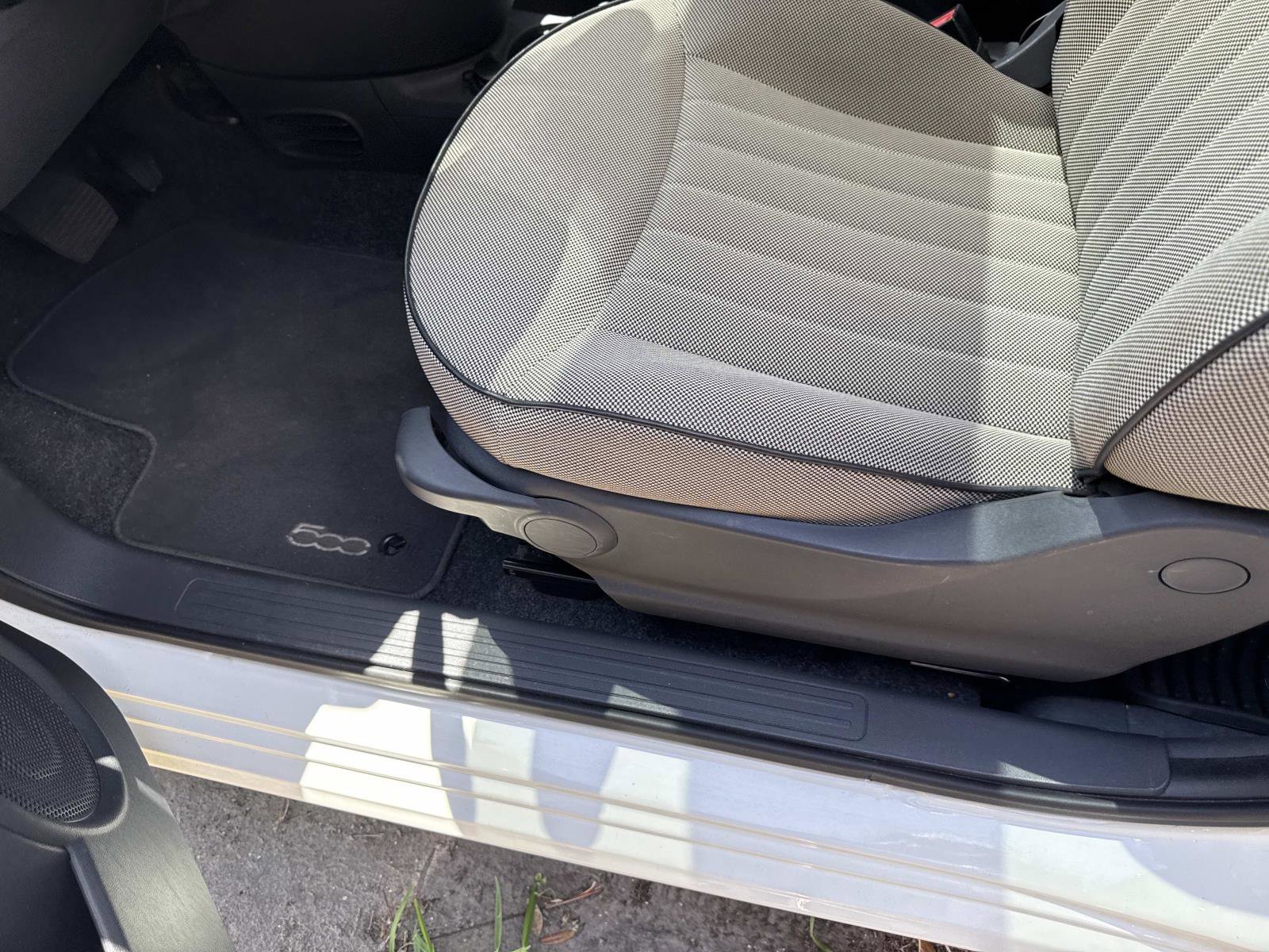 Used 2012 FIAT 500 Lounge w/ Convenience Group FWD image 13