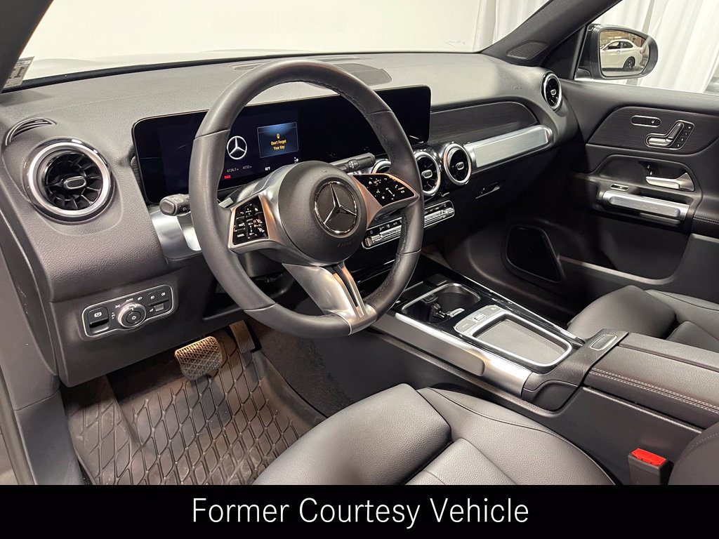Used 2026 Mercedes-Benz GLB 250 4MATIC image 21