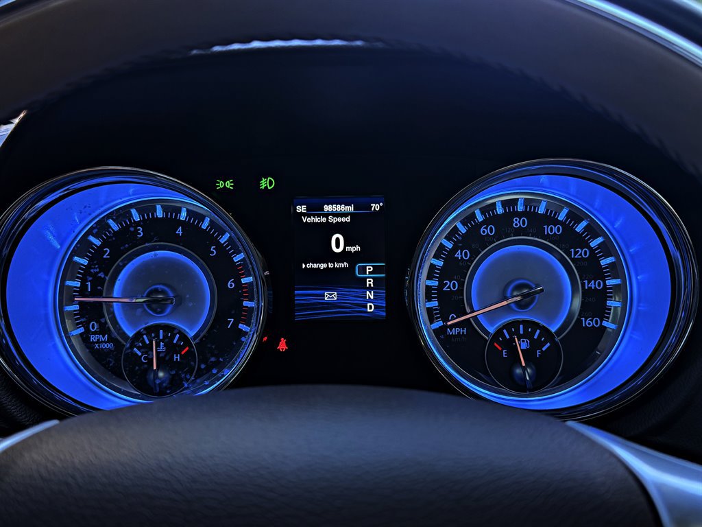 Used 2013 Chrysler 300 C Luxury Series RWD image 12