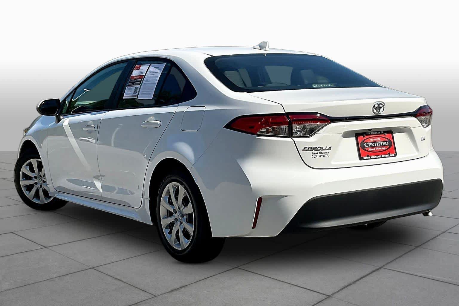 Used 2026 Toyota Corolla LE FWD image 11