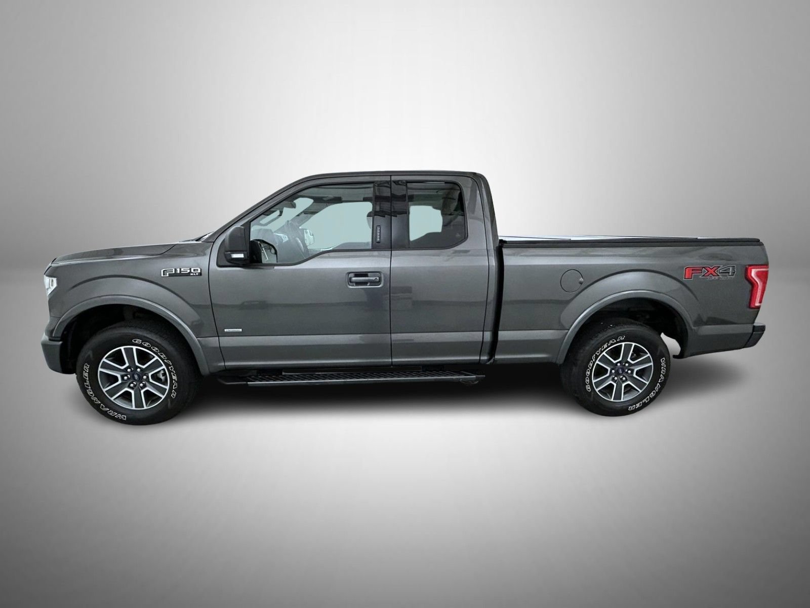 Used 2016 Ford F150 XLT w/ Equipment Group 302A Luxury AWD/4WD image 8