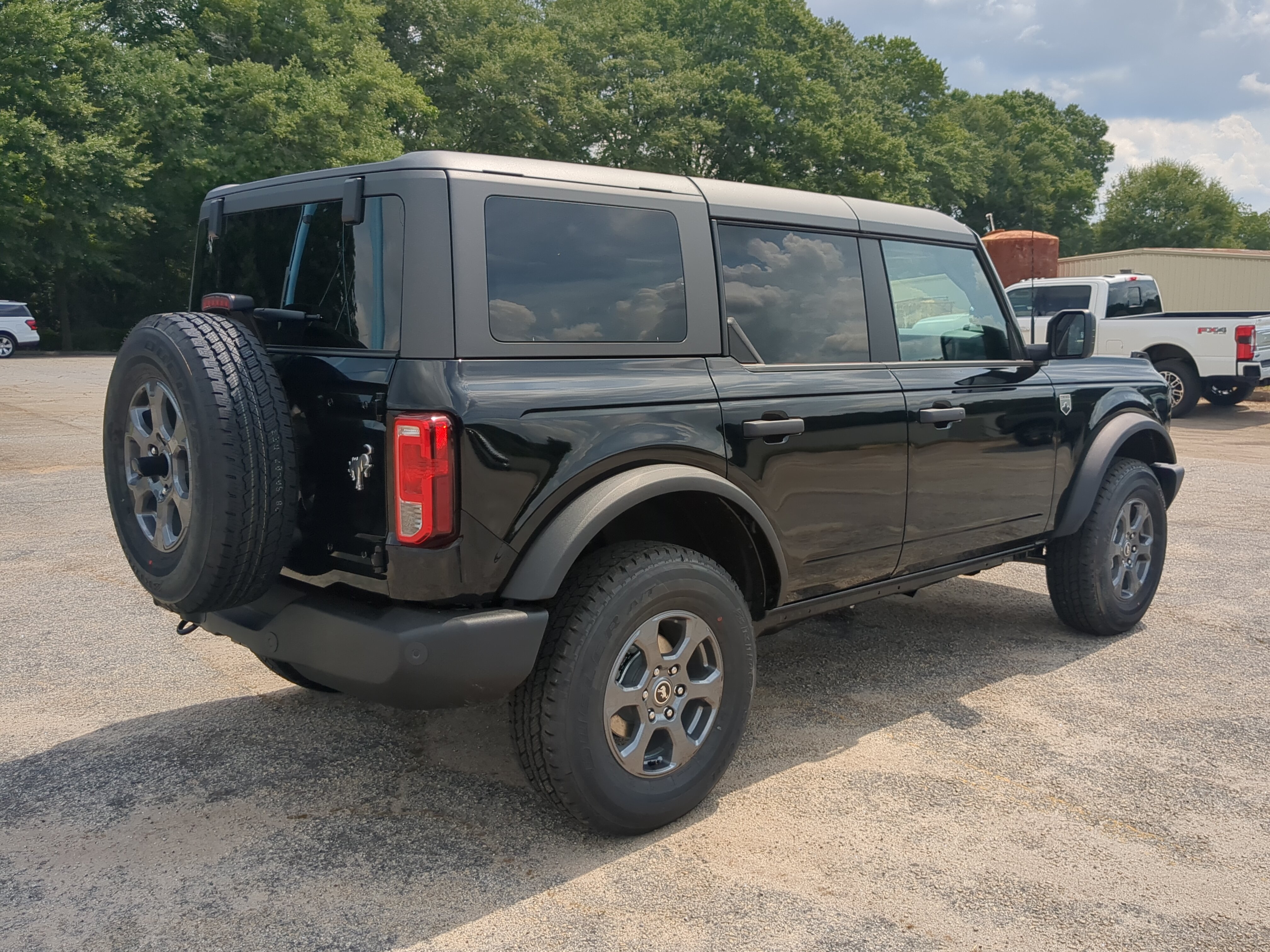New 2026 Ford Bronco Big Bend AWD/4WD image 3