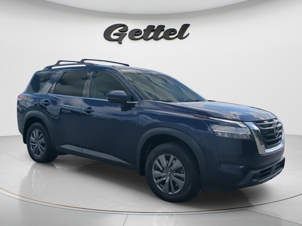 Certified 2022 Nissan Pathfinder SV FWD image 3