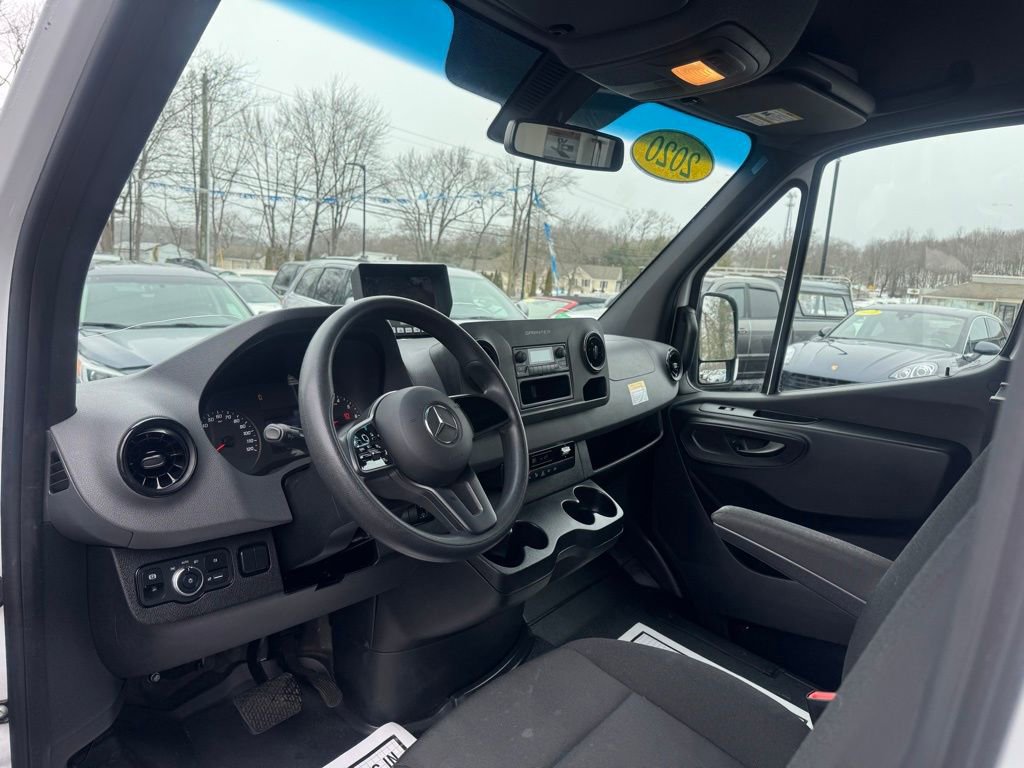 Used 2020 Mercedes-Benz Sprinter 2500 image 24