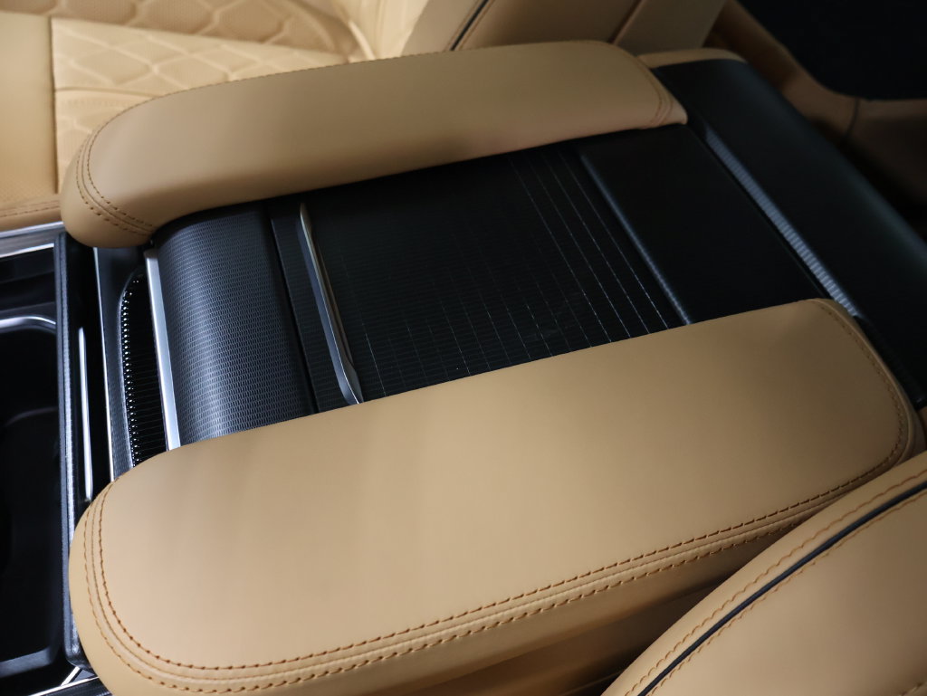 New 2026 Jeep Grand Wagoneer Summit AWD/4WD image 30