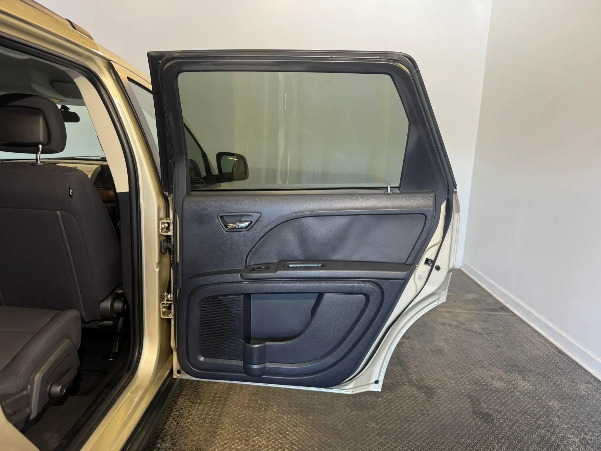 Used 2010 Dodge Journey SE w/ Popular Equipment Group FWD image 26