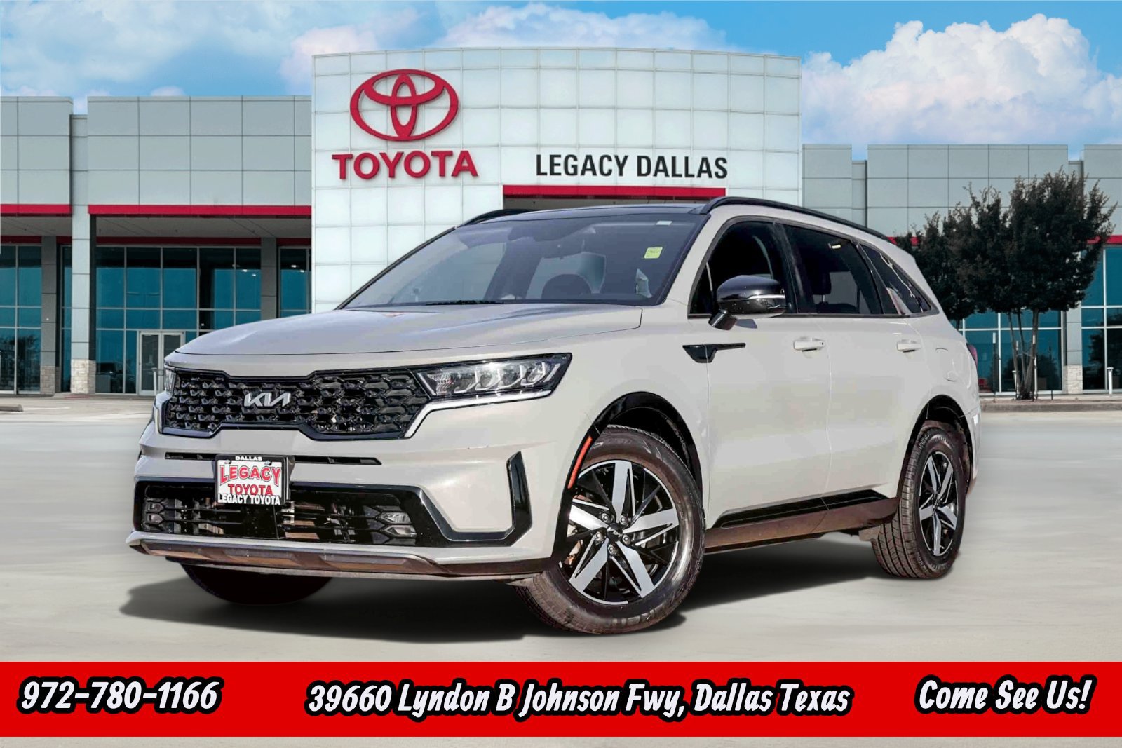 Used 2022 Kia Sorento EX w/ Panoramic Sunroof Package FWD image 1