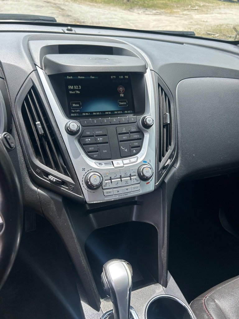 Used 2015 Chevrolet Equinox LTZ image 11