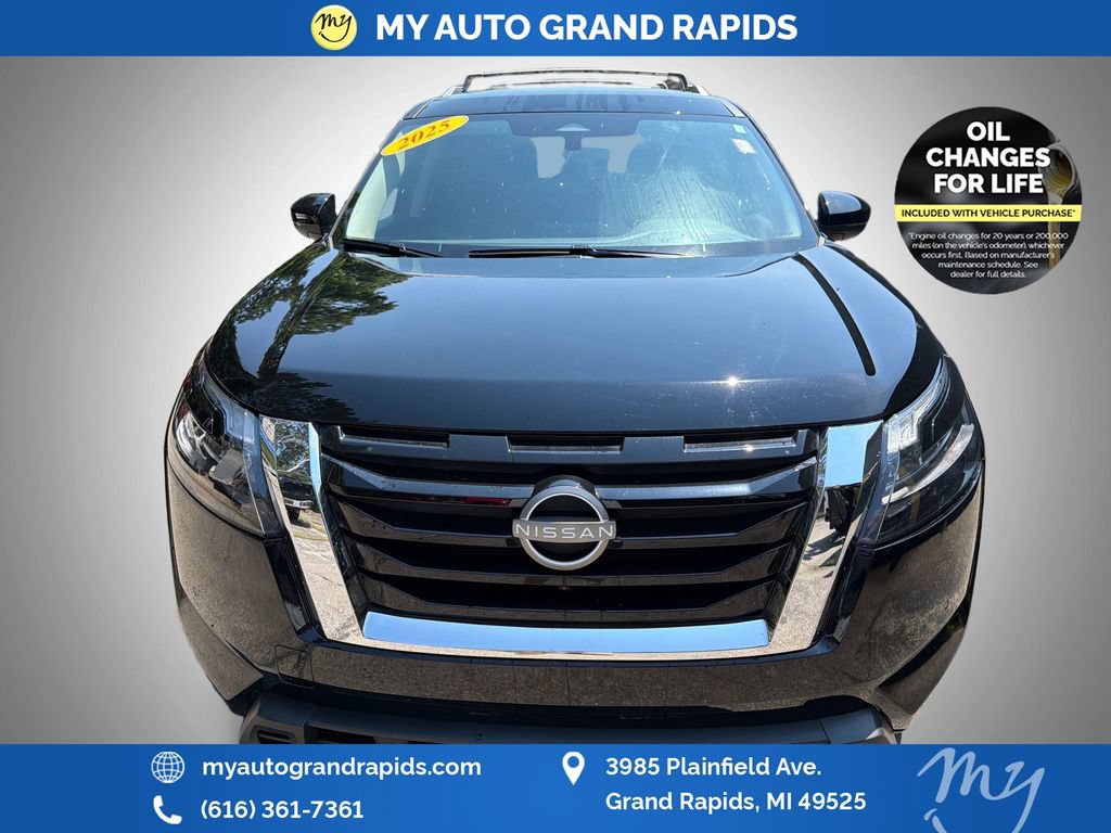 Used 2025 Nissan Pathfinder SL AWD/4WD video 2