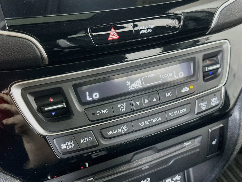 Used 2021 Honda Pilot Touring image 29