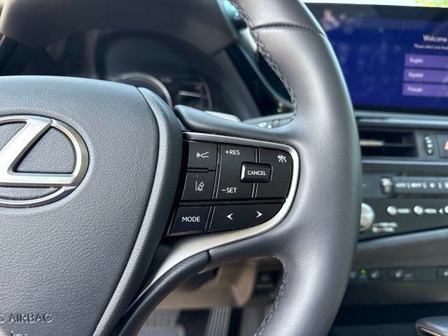 Used 2025 Lexus ES 300h w/ Premium Package FWD image 26
