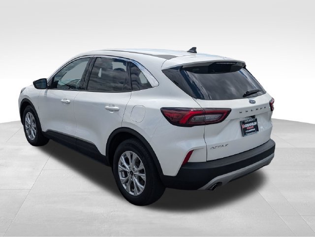 Used 2023 Ford Escape Active w/ Cold Weather Package FWD image 31
