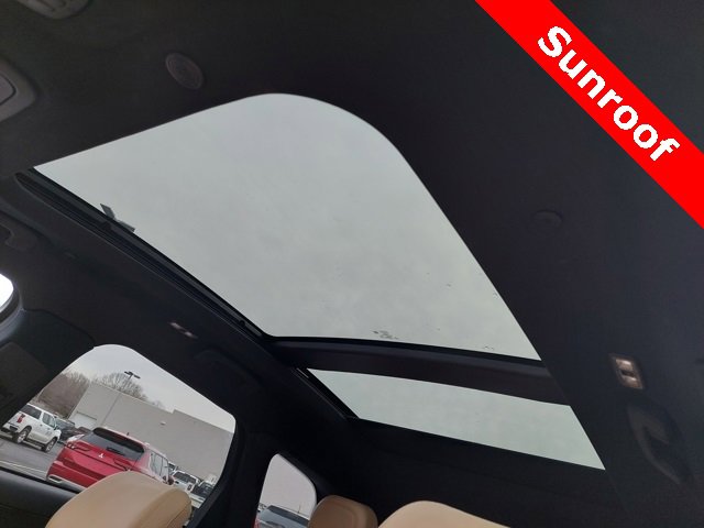 Used 2021 Lincoln Corsair Grand Touring w/ Equipment Group 301A image 11