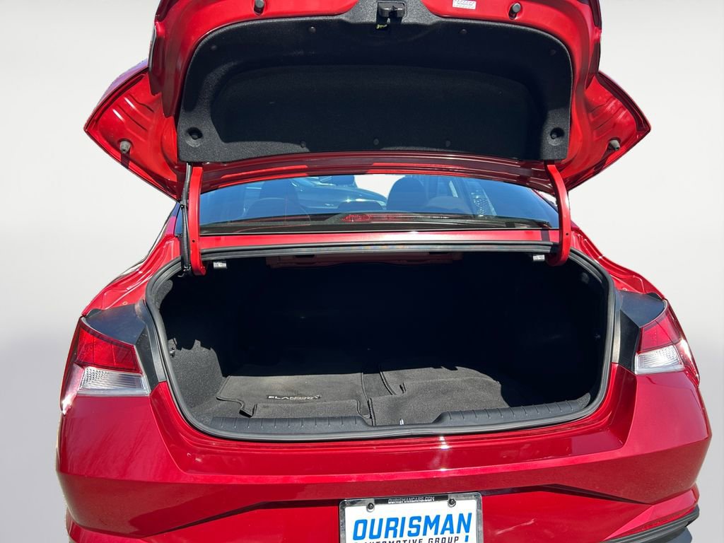 Used 2023 Hyundai Elantra SEL image 20