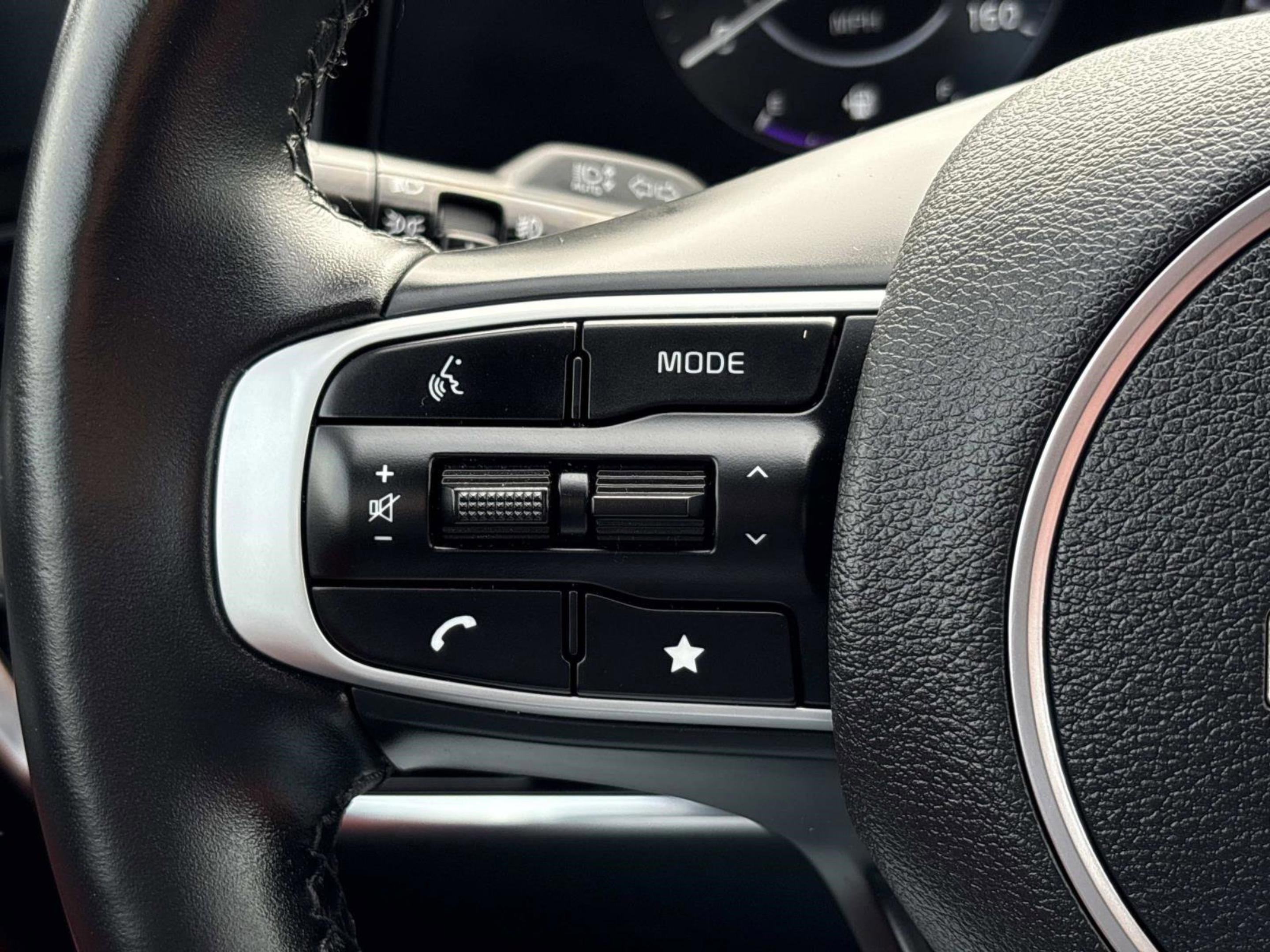 Used 2023 Kia Sportage SX image 27