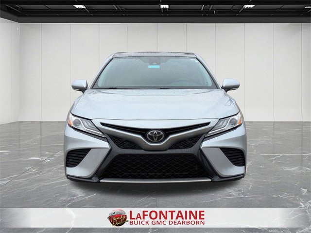 Used 2020 Toyota Camry XSE image 8