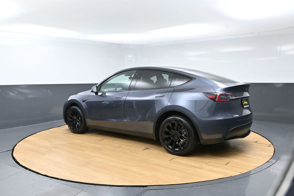 Used 2023 Tesla Model Y Long Range AWD/4WD image 10