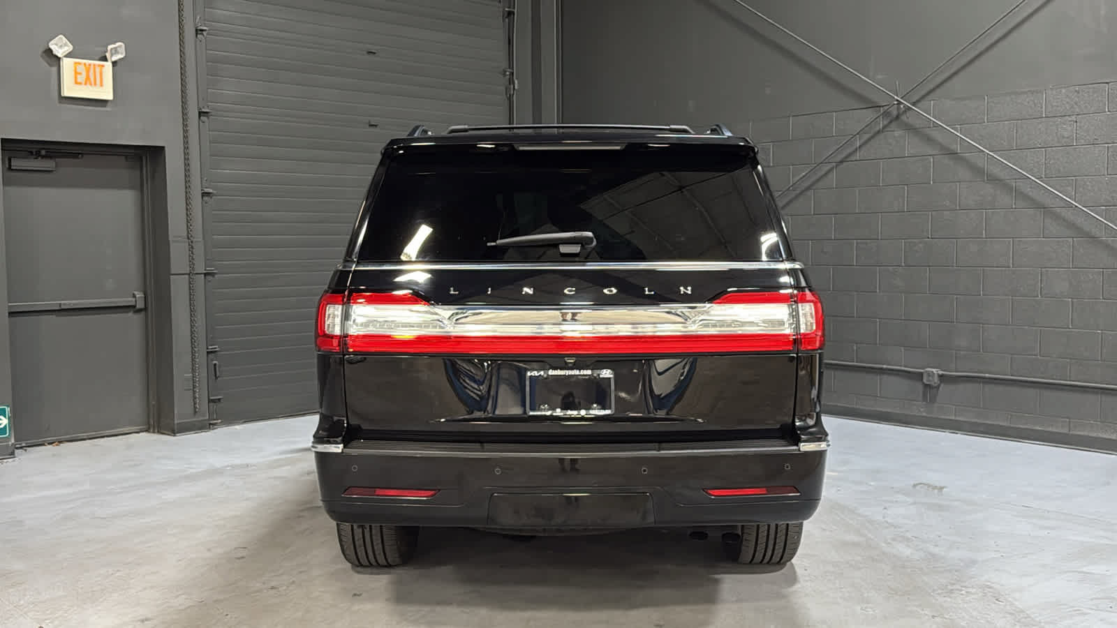 Used 2020 Lincoln Navigator Reserve w/ Equipment Group 208A Reserve AWD/4WD image 7
