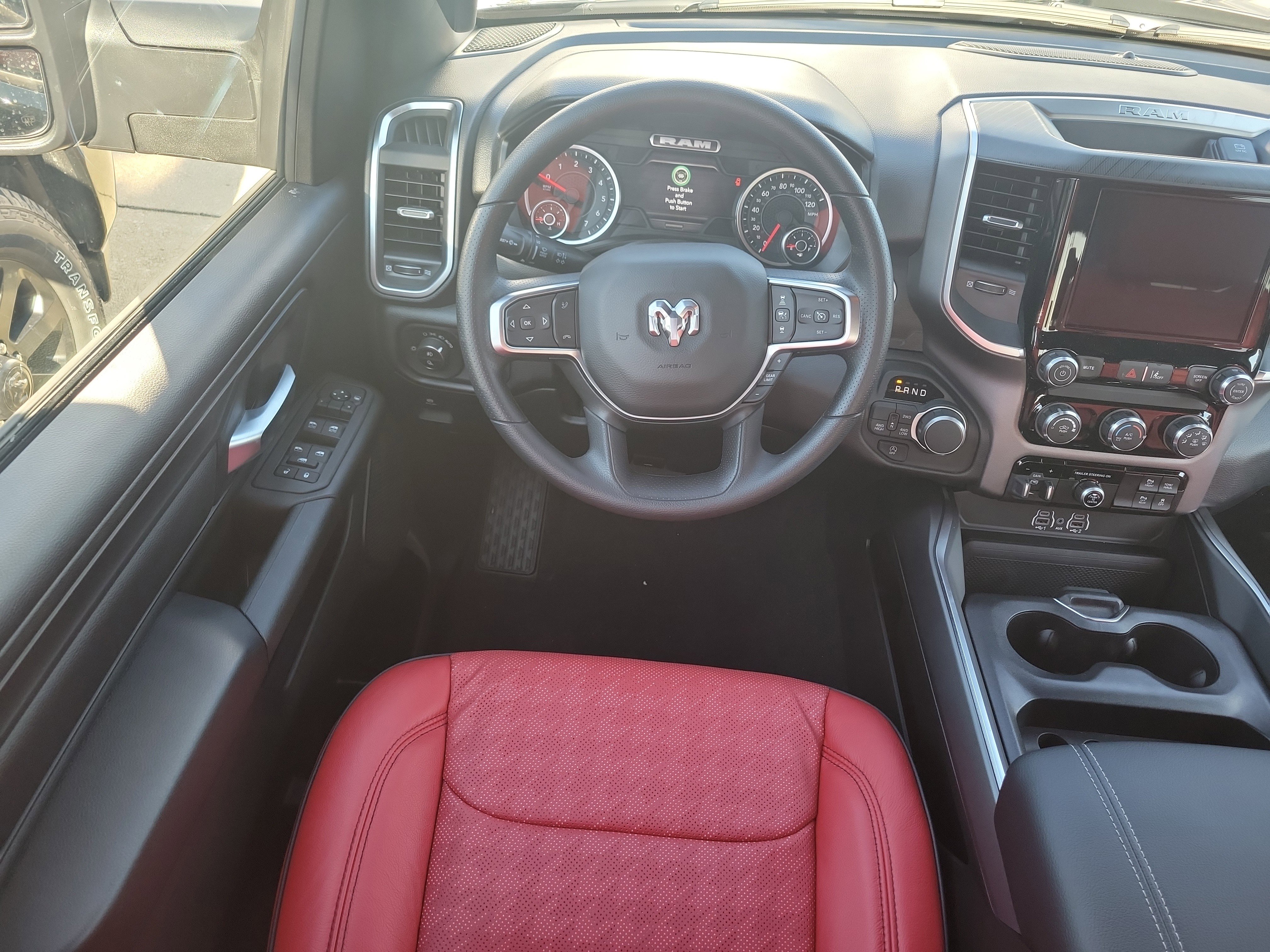 New 2025 RAM 1500 Tradesman w/ Trailer Tow Group image 11