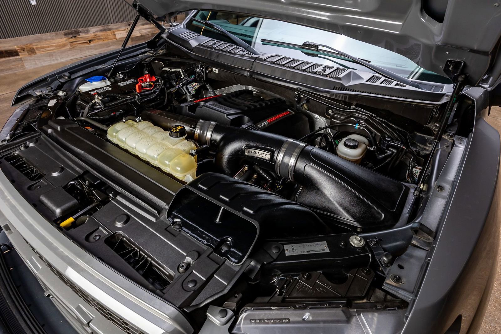 Used 2020 Ford F150 Raptor w/ Equipment Group 802A Luxury AWD/4WD image 38