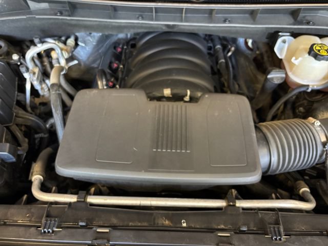 Used 2023 GMC Yukon AT4 AWD/4WD image 30