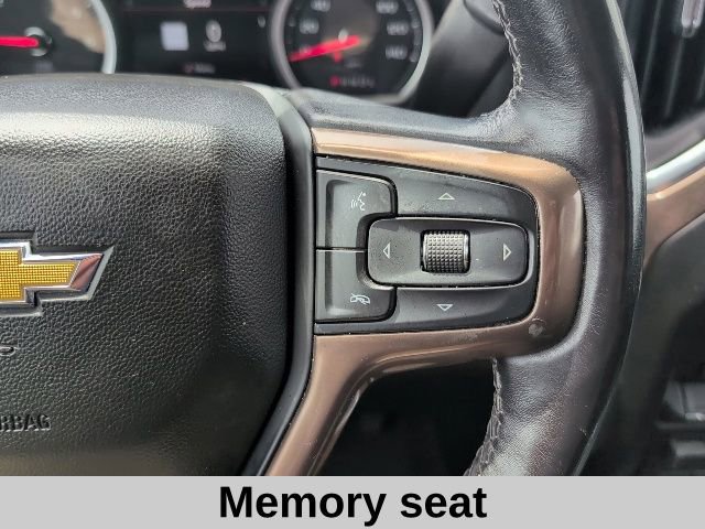 Used 2022 Chevrolet Silverado 1500 High Country w/ Safety Package II AWD/4WD image 8