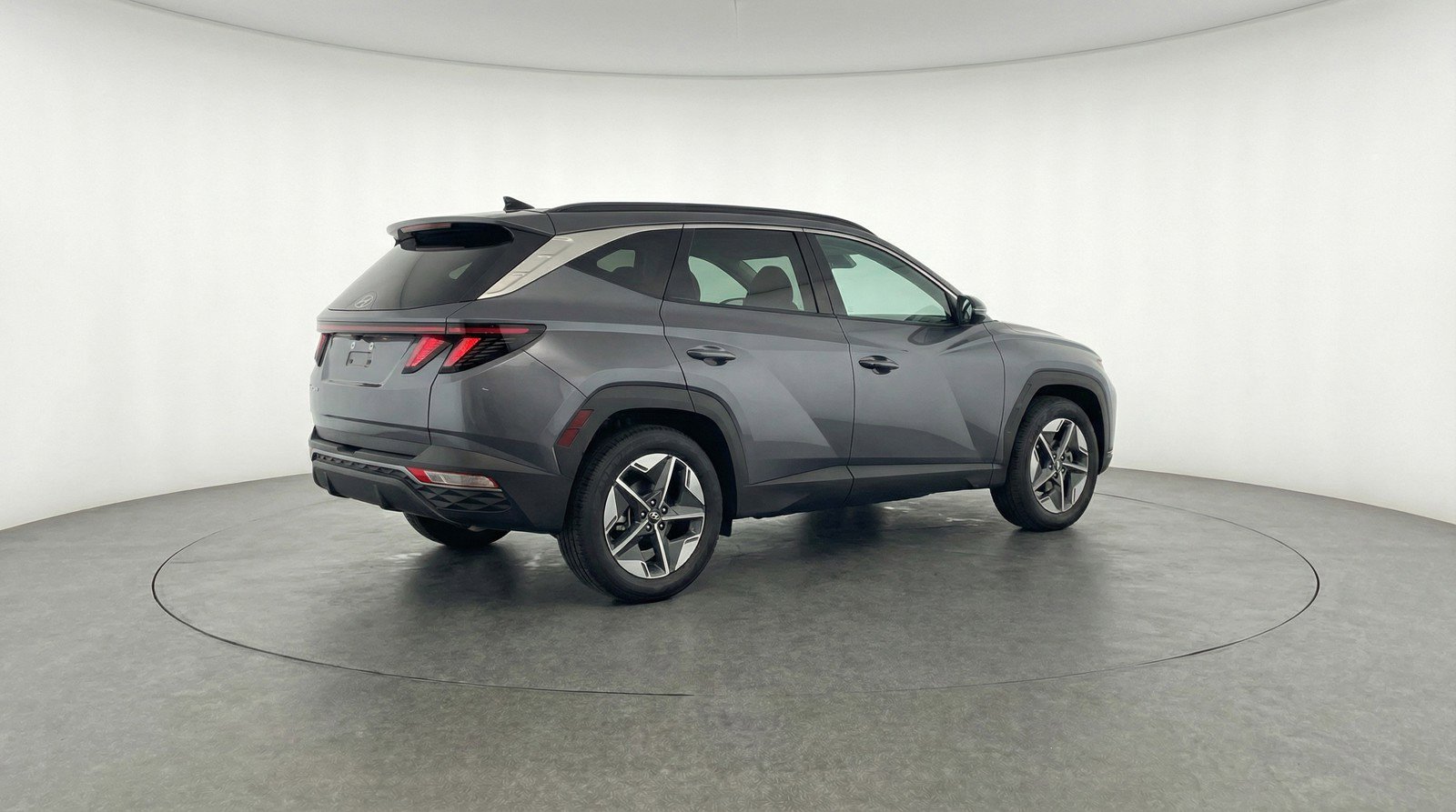 Used 2025 Hyundai Tucson SEL FWD image 9
