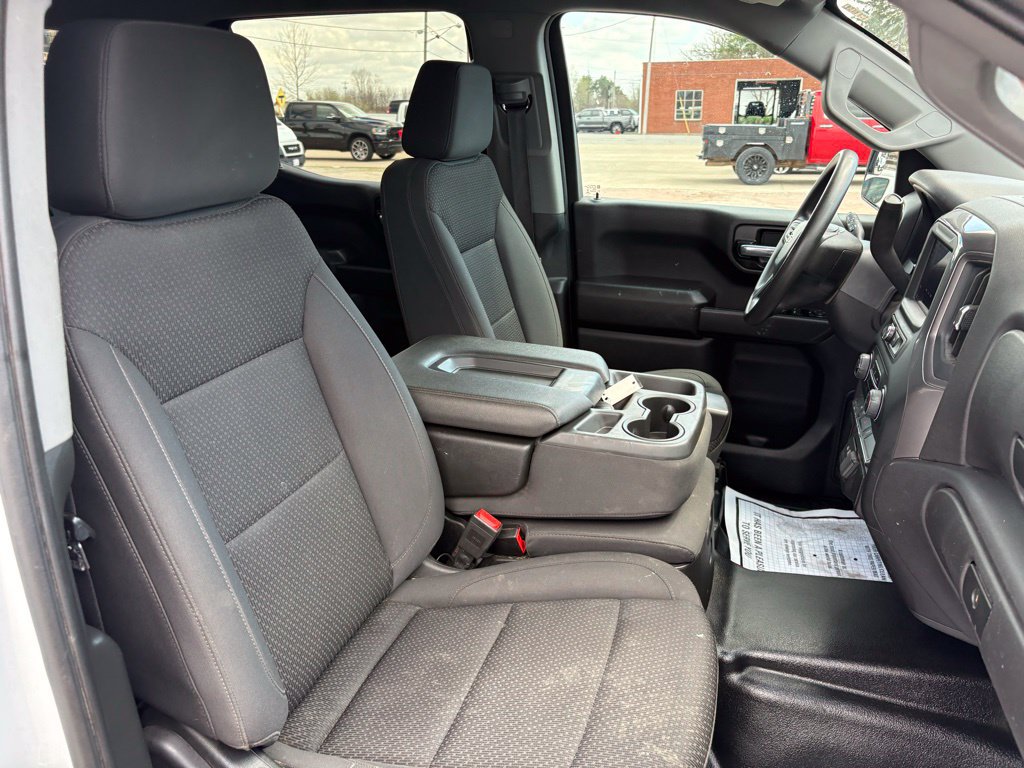 Used 2023 Chevrolet Silverado 1500 W/T w/ WT Value Package AWD/4WD image 17