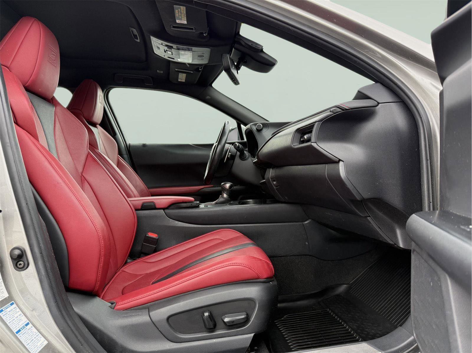 Used 2019 Lexus UX 250h F Sport image 25